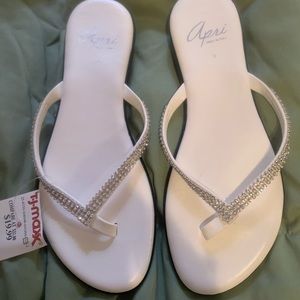NWT Rhinestone white flip flops